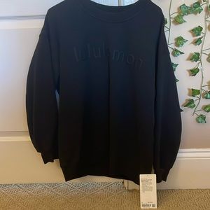 NWOT lululemon perfectly oversized crew *fleece Black size 6